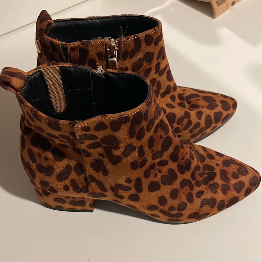 Leopard Booties - Picture 2 of 3